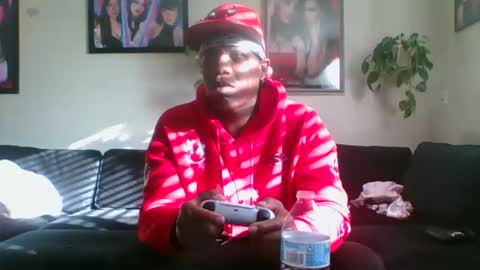 evanschris2048 online show from November 21, 2025, 9:35 pm