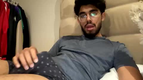 Snapshot of evansjacob chatting on November 4, 2025, 12:10 am evansjacob online show from November 4, 2025, 12:10 am