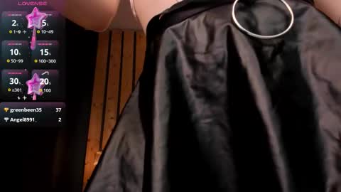 Snapshot of evaselin chatting on November 20, 2025, 5:18 am Eva online show from November 20, 2025, 5:18 am