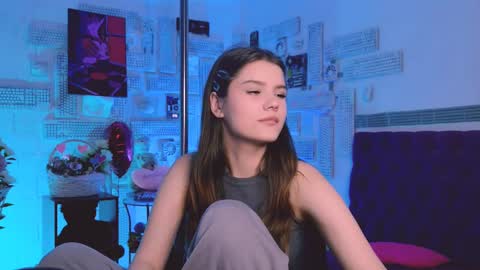 Snapshot of evathopson chatting on February 28, 2025, 5:26 pm Eva  next stream -  - 1600 UTC2000  online show from February 28, 2025, 5:26 pm