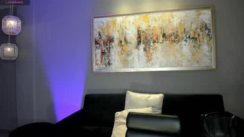 Snapshot of evebenson chatting on October 12, 2025, 10:20 pm Eve online show from October 12, 2025, 10:20 pm