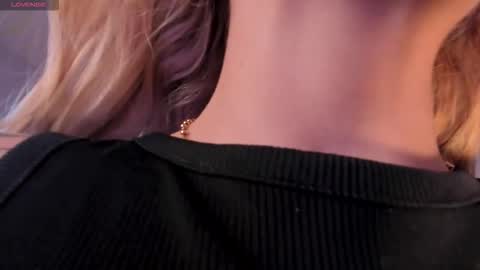 Snapshot of evebenson chatting on November 7, 2025, 12:38 pm Eve online show from November 7, 2025, 12:38 pm