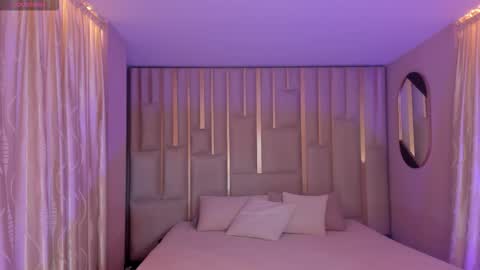 Snapshot of evebenson chatting on November 9, 2025, 9:02 pm Eve online show from November 9, 2025, 9:02 pm