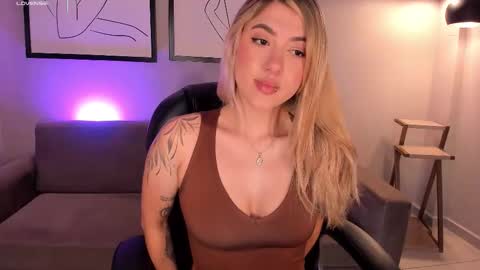 Snapshot of evebenson chatting on November 24, 2025, 2:39 pm Eve online show from November 24, 2025, 2:39 pm