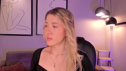 Snapshot of evebenson chatting on November 27, 2025, 1:02 pm Eve online show from November 27, 2025, 1:02 pm