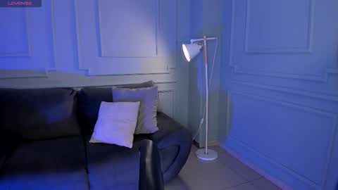 Snapshot of evebenson chatting on December 1, 2025, 8:03 pm Eve online show from December 1, 2025, 8:03 pm