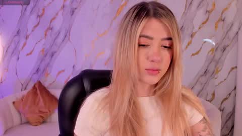 Snapshot of evebenson chatting on December 4, 2025, 11:52 am Eve online show from December 4, 2025, 11:52 am