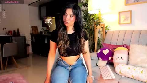 Snapshot of eveekendal_ chatting on November 13, 2025, 9:58 pm Eve online show from November 13, 2025, 9:58 pm