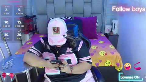 evelin zaens online show from November 1, 2025, 5:20 am