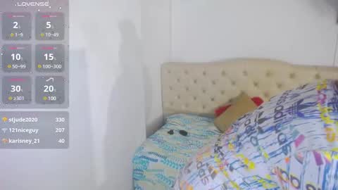 Snapshot of evelyn_mature19 chatting on January 24, 2025, 1:45 am Juliana online show from January 24, 2025, 1:45 am