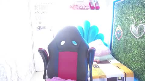 Snapshot of evelyn_mature19 chatting on March 7, 2025, 10:32 pm Juliana online show from March 7, 2025, 10:32 pm