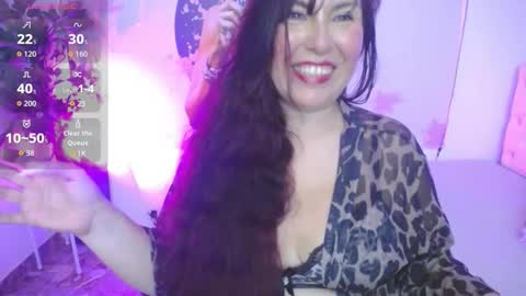 Snapshot of evelyn_mature19 chatting on October 10, 2025, 7:13 pm Juliana online show from October 10, 2025, 7:13 pm