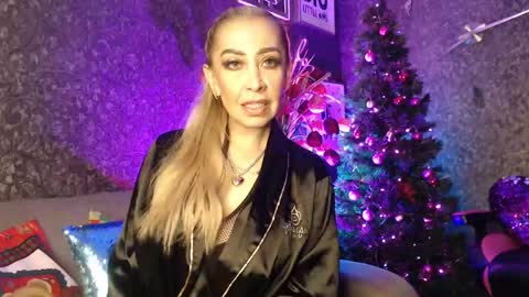 EvelynaGrey online show from December 29, 2024, 1:13 am