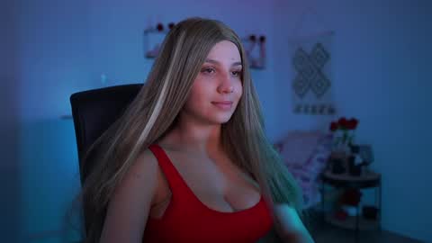 Snapshot of evelyncage_ chatting on March 4, 2025, 7:11 pm evelyncage_ online show from March 4, 2025, 7:11 pm