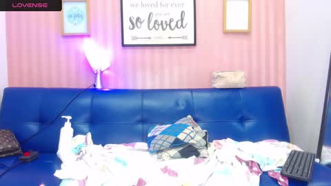 Snapshot of evelynheather_ chatting on December 26, 2024, 10:37 am Saray online show from December 26, 2024, 10:37 am