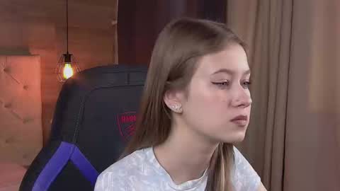 Snapshot of evemundie chatting on February 28, 2025, 9:25 am Eve online show from February 28, 2025, 9:25 am