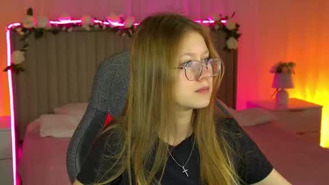 Snapshot of evemundie chatting on November 7, 2025, 9:31 am Eve online show from November 7, 2025, 9:31 am