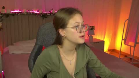 Snapshot of evemundie chatting on November 17, 2025, 6:30 am Eve online show from November 17, 2025, 6:30 am