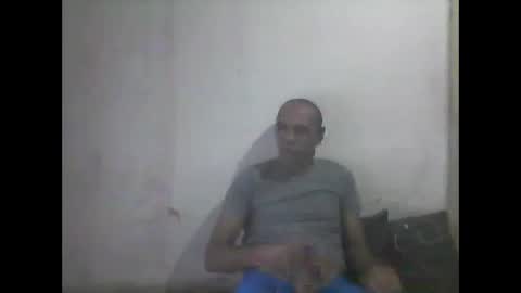 Snapshot of everaldosantos chatting on December 23, 2024, 11:06 pm everaldosantos online show from December 23, 2024, 11:06 pm