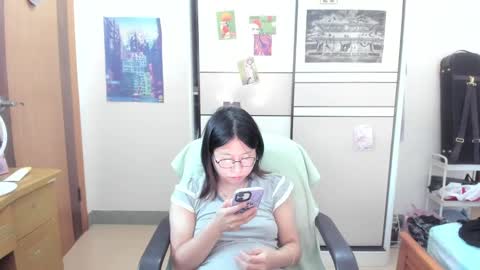 Snapshot of everhigh chatting on September 10, 2025, 9:31 am Coco online show from September 10, 2025, 9:31 am