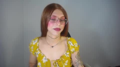 Snapshot of evi_kitty chatting on February 8, 2025, 11:34 pm Evi online show from February 8, 2025, 11:34 pm