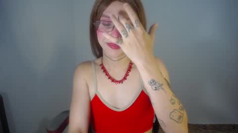 Snapshot of evi_kitty chatting on February 27, 2025, 8:20 pm Evi online show from February 27, 2025, 8:20 pm