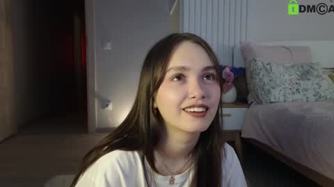 Snapshot of evi_woow chatting on February 14, 2025, 10:04 pm evi_woow online show from February 14, 2025, 10:04 pm