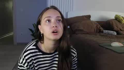 Snapshot of evi_woow chatting on September 9, 2025, 8:52 pm evi_woow online show from September 9, 2025, 8:52 pm