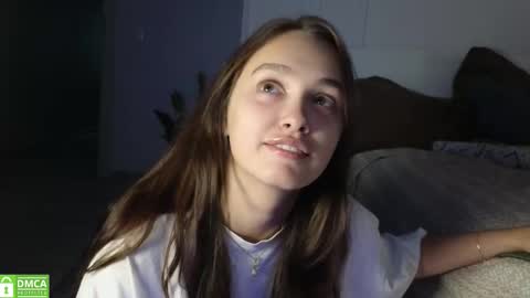 Snapshot of evi_woow chatting on September 23, 2025, 7:28 pm evi_woow online show from September 23, 2025, 7:28 pm