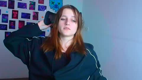 Evie online show from November 19, 2025, 2:00 am