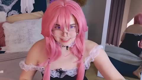 evie_val online show from October 30, 2025, 7:14 pm