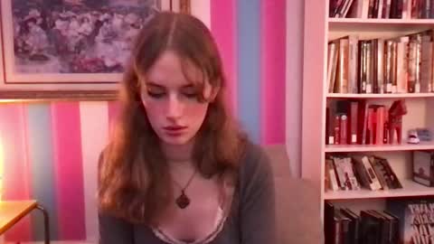 Evie3 online show from September 17, 2025, 1:51 am