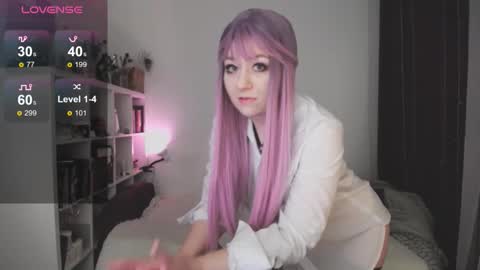 Snapshot of eviecuster chatting on October 28, 2025, 10:45 pm Im gonna be on in 2 hours online show from October 28, 2025, 10:45 pm