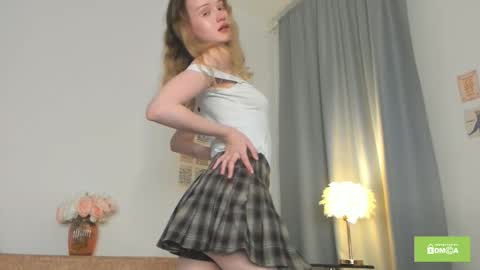 Snapshot of evkasuper chatting on October 6, 2025, 8:50 pm Eva online show from October 6, 2025, 8:50 pm