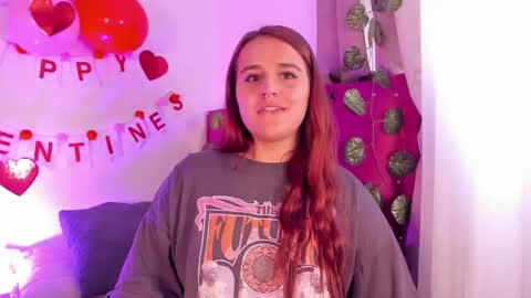 Snapshot of evy_orange1 chatting on January 31, 2025, 8:33 pm EVY online show from January 31, 2025, 8:33 pm