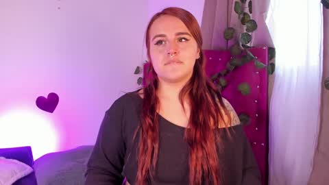 Snapshot of evy_orange1 chatting on March 3, 2025, 7:39 pm EVY online show from March 3, 2025, 7:39 pm