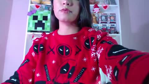 Im Evy online show from February 16, 2025, 12:52 am