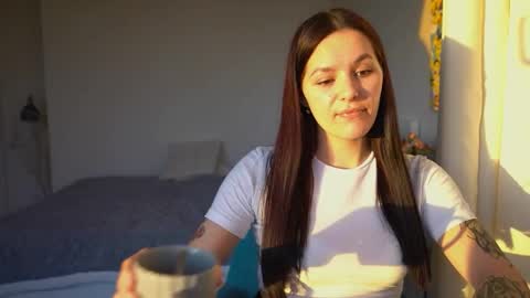 ewelynscott online show from November 21, 2025, 1:32 pm