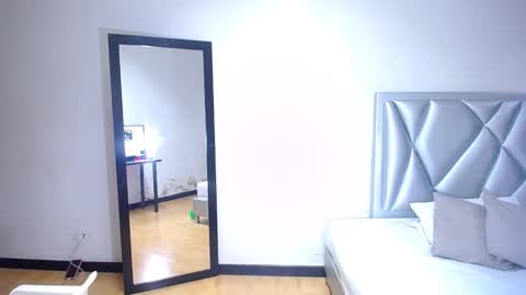 exotic_karmella online show from February 1, 2025, 2:37 am