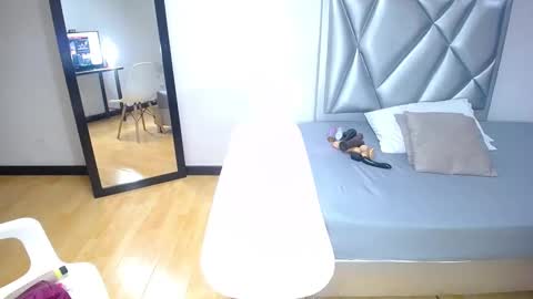 exotic_karmella online show from February 27, 2025, 9:04 pm