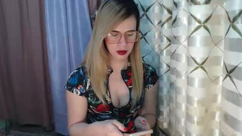 Snapshot of exoticbabes chatting on September 22, 2025, 11:18 pm exoticbabes online show from September 22, 2025, 11:18 pm
