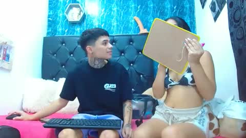 Snapshot of exotichot_couple chatting on March 3, 2025, 11:35 pm exotichot_couple online show from March 3, 2025, 11:35 pm