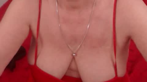 Alana online show from November 9, 2025, 2:04 pm