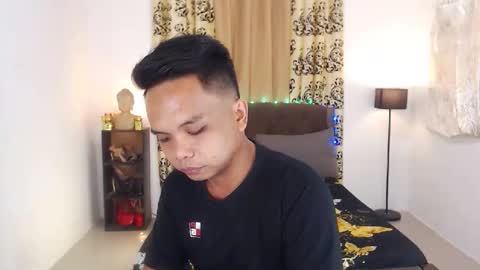 Snapshot of extraservice69menx chatting on September 12, 2025, 10:04 am JOHNDAVE online show from September 12, 2025, 10:04 am