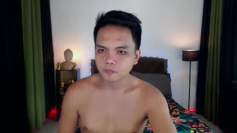Snapshot of extraservice69menx chatting on October 6, 2025, 1:36 am JOHNDAVE online show from October 6, 2025, 1:36 am