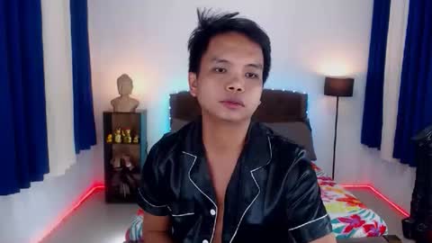 Snapshot of extraservice69menx chatting on November 1, 2025, 10:39 am JOHNDAVE online show from November 1, 2025, 10:39 am