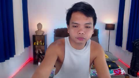 Snapshot of extraservice69menx chatting on November 3, 2025, 1:29 am JOHNDAVE online show from November 3, 2025, 1:29 am