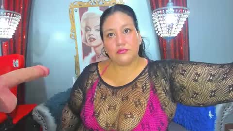 Snapshot of exxxtrabigboobs chatting on December 13, 2025, 8:47 pm Nessa casst online show from December 13, 2025, 8:47 pm