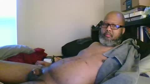 Snapshot of eyequee0007 chatting on October 22, 2025, 12:49 pm eyequee0007 online show from October 22, 2025, 12:49 pm