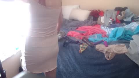 Snapshot of eyeswall0w chatting on September 24, 2025, 1:47 pm eyeswall0w online show from September 24, 2025, 1:47 pm